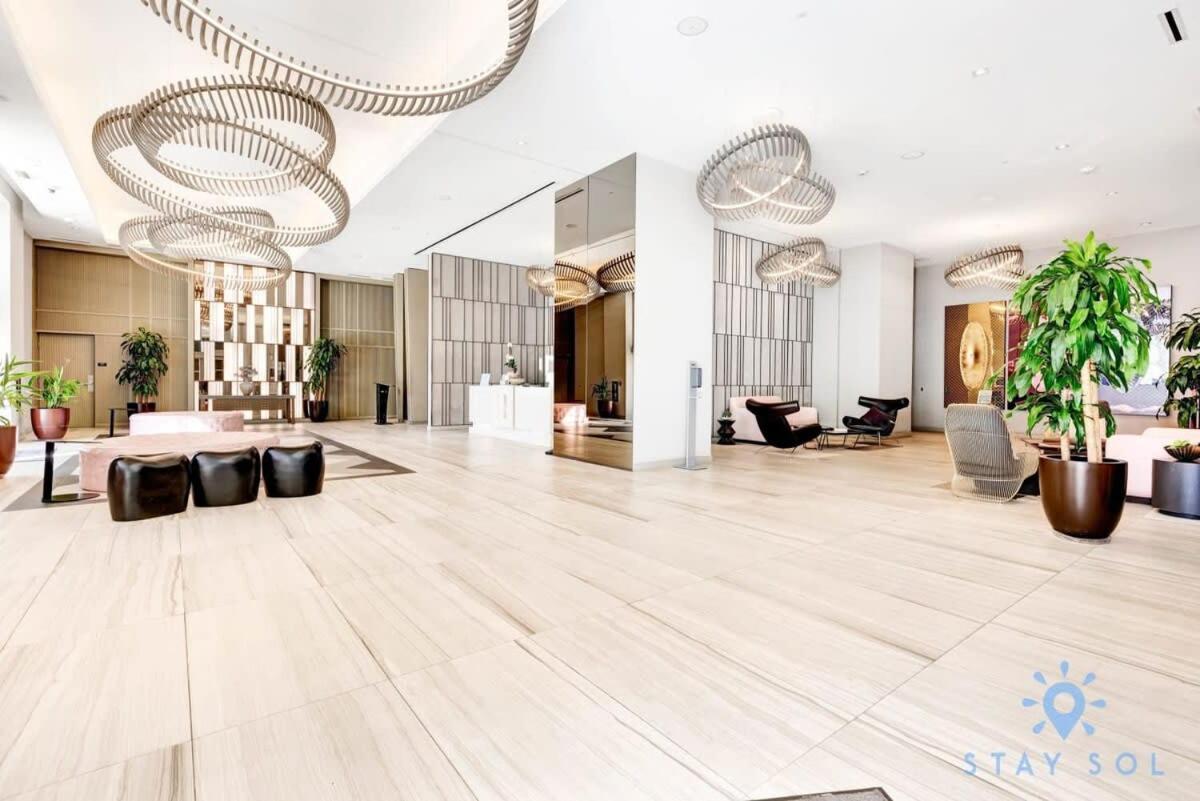 Wrap Around Balcony - Insane Views - Amazing Pools Διαμέρισμα Χόλιγουντ Εξωτερικό φωτογραφία