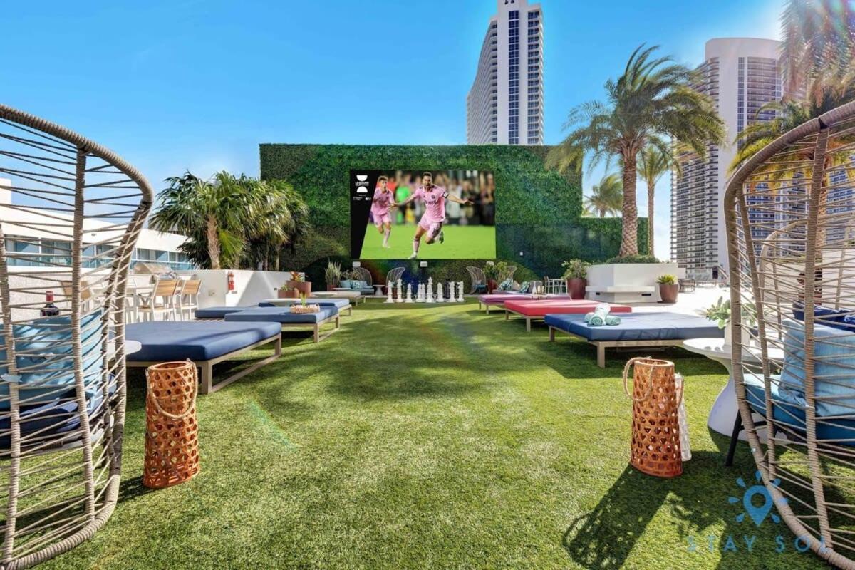 Wrap Around Balcony - Insane Views - Amazing Pools Διαμέρισμα Χόλιγουντ Εξωτερικό φωτογραφία