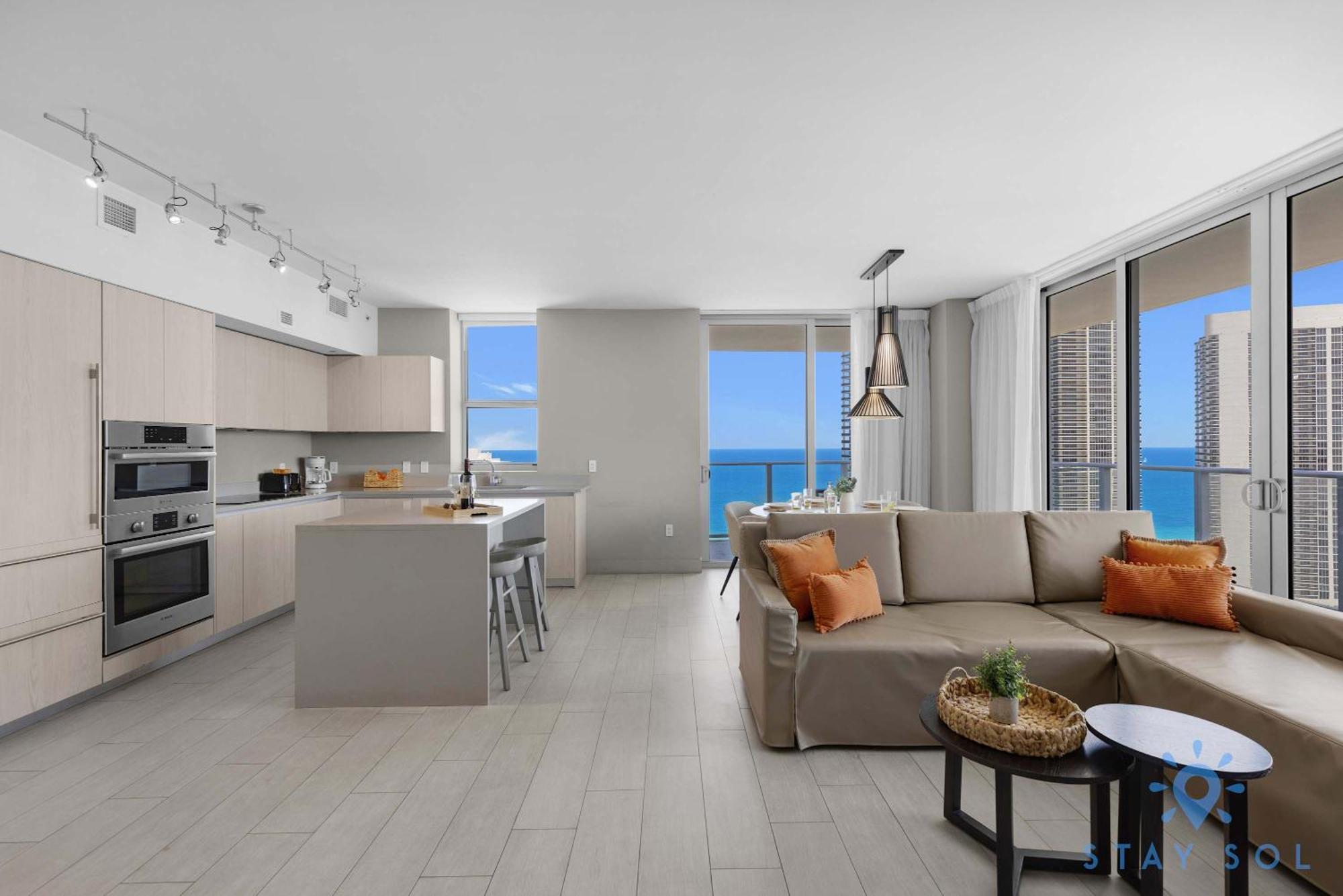 Wrap Around Balcony - Insane Views - Amazing Pools Διαμέρισμα Χόλιγουντ Εξωτερικό φωτογραφία